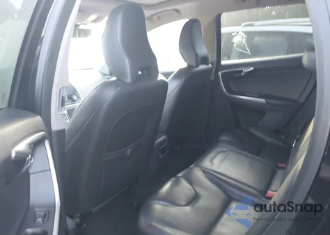 2016 Volvo Xc60 T6 Drive-E из США, поврежденный, VIN YV449MRK6G2923775